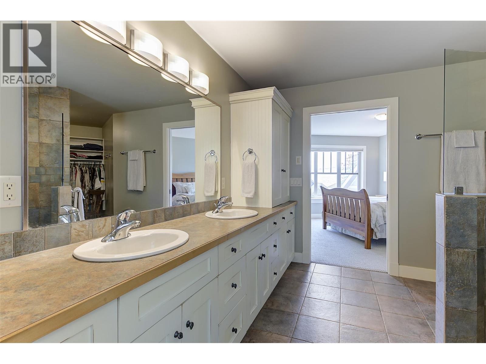  182 Terrace Hill Court, Kelowna
