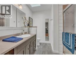 367 Douglas Avenue, Penticton, BC V2A2V1 Photo 23