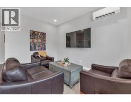 367 Douglas Avenue, Penticton, BC V2A2V1 Photo 44