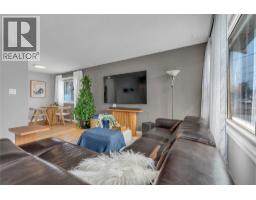 Primary Bedroom - 367 Douglas Avenue, Penticton, BC V2A2V1 Photo 10