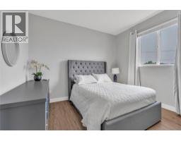 367 Douglas Avenue, Penticton, BC V2A2V1 Photo 35