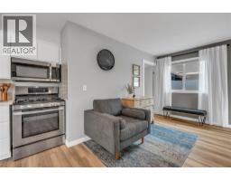 3pc Bathroom - 367 Douglas Avenue, Penticton, BC V2A2V1 Photo 17