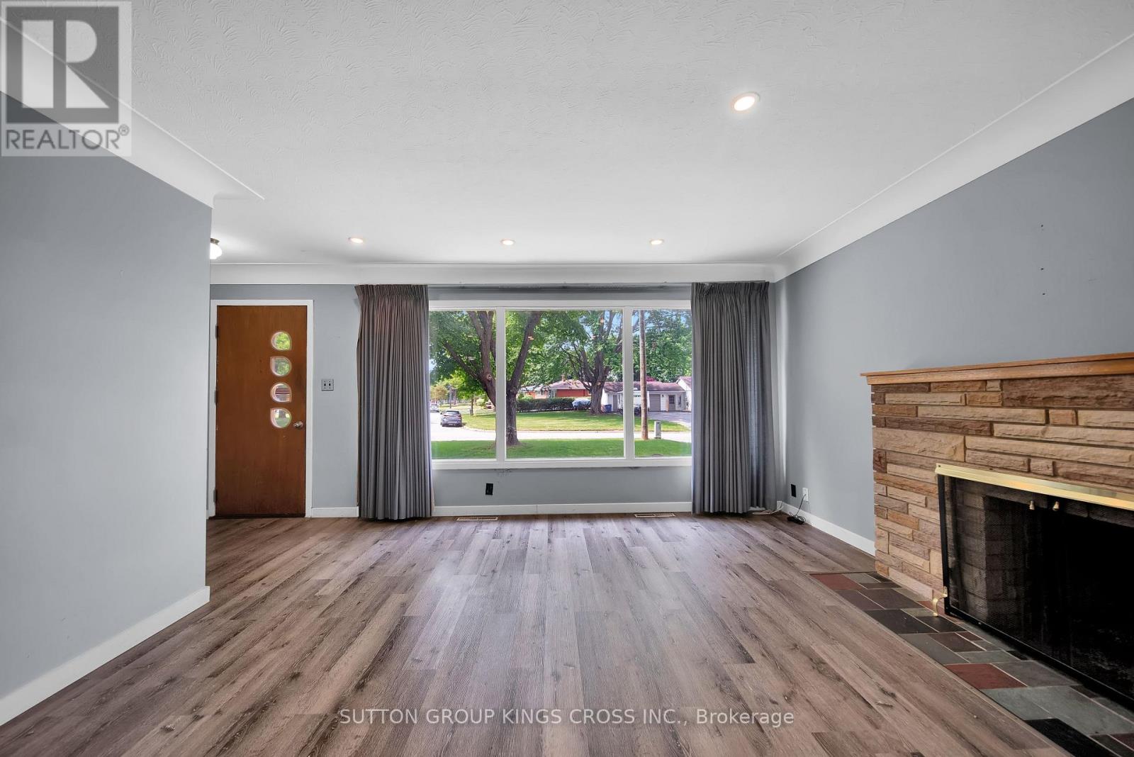 34 HILLCREST AVENUE - Image 9