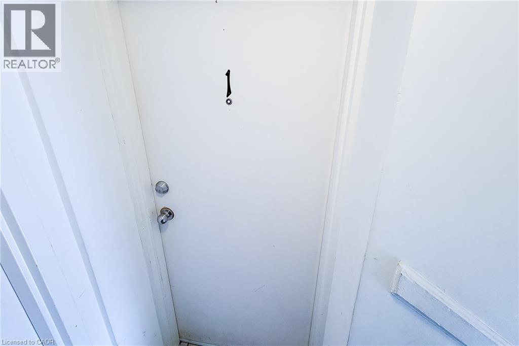 #1 340 BARTON Street East, Hamilton, Ontario, L8L2X7, Hamilton, Ontario — photo 3 of 5