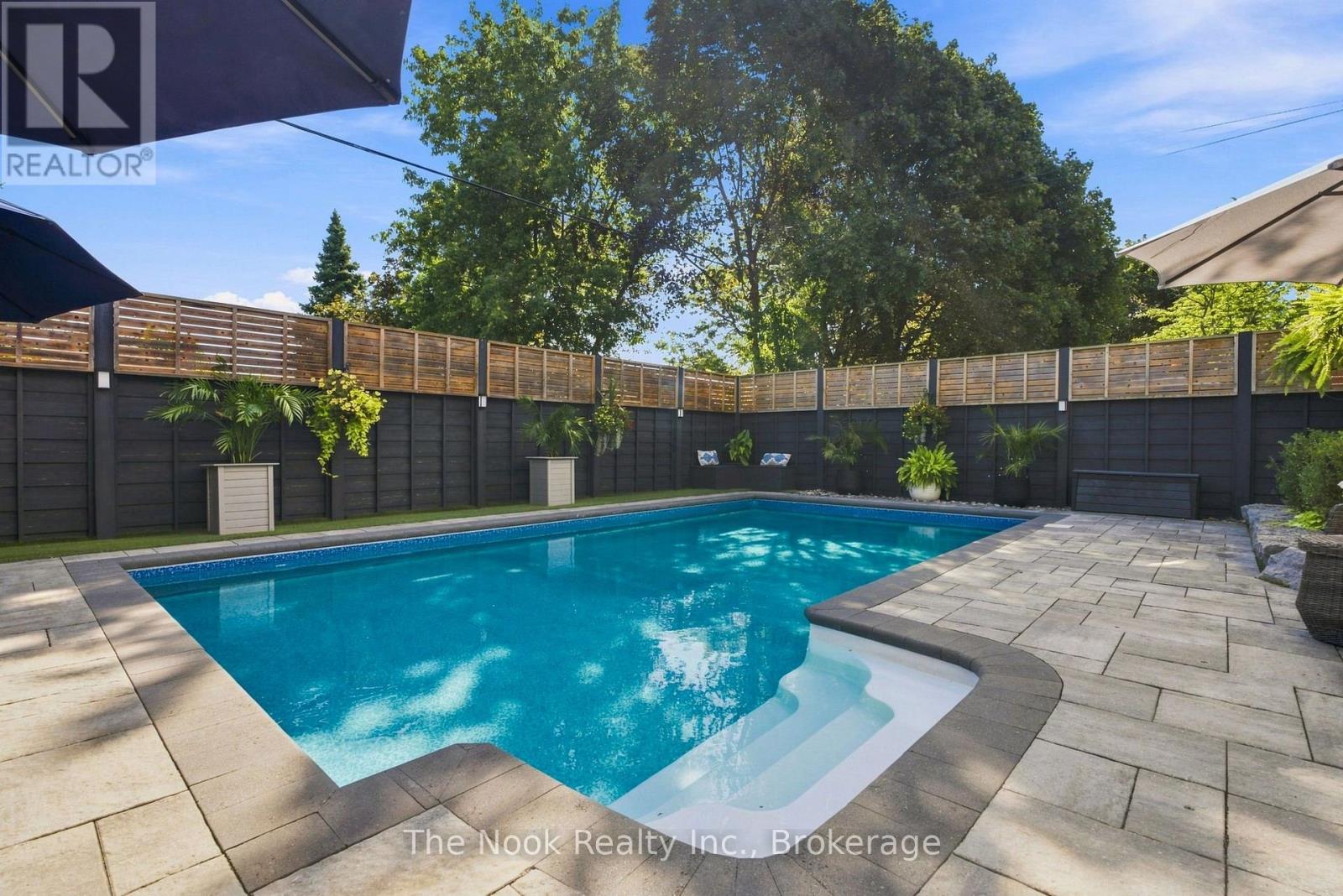 863 MASSON STREET - Image 37