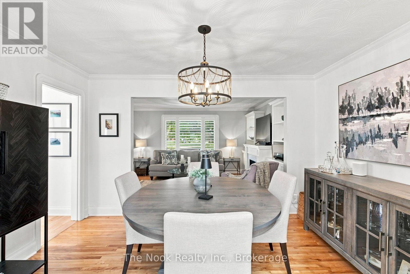 863 MASSON STREET - Image 9