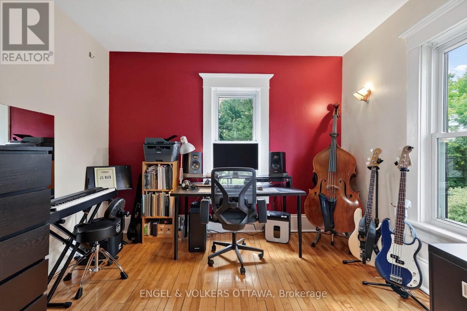22 PETER STREET - Image 30