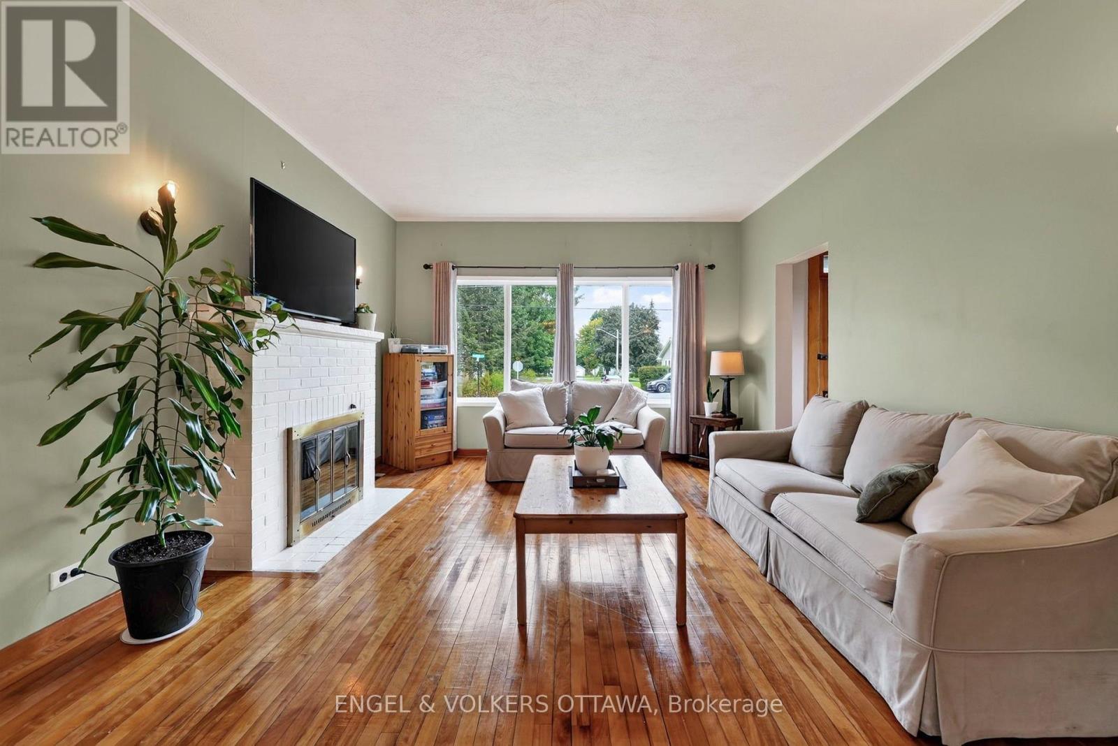 22 PETER STREET - Image 8