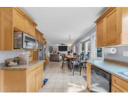 8333 167a Street, Surrey, BC V4N5E7 Photo 10