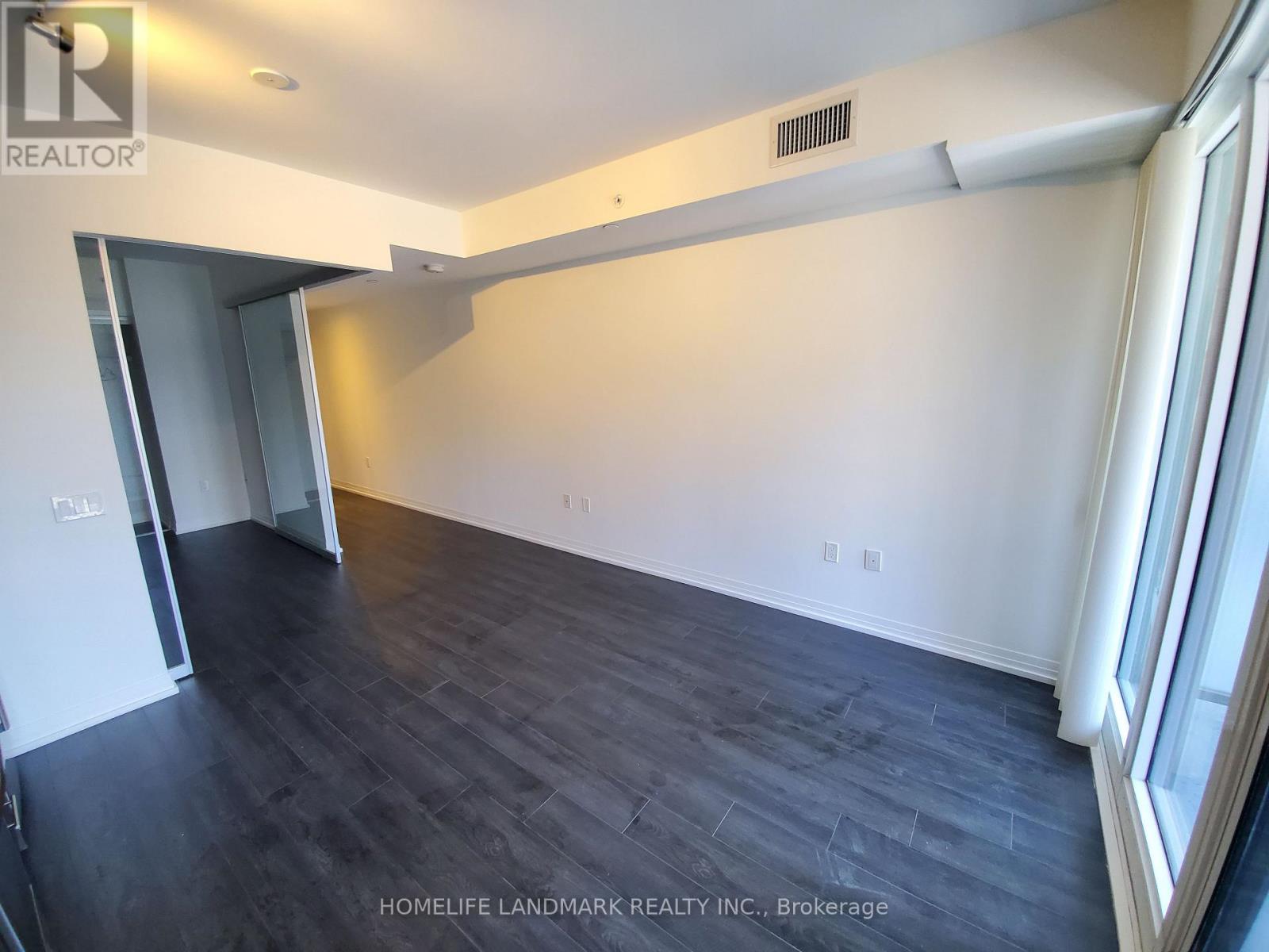#734 251 JARVIS STREET - 10