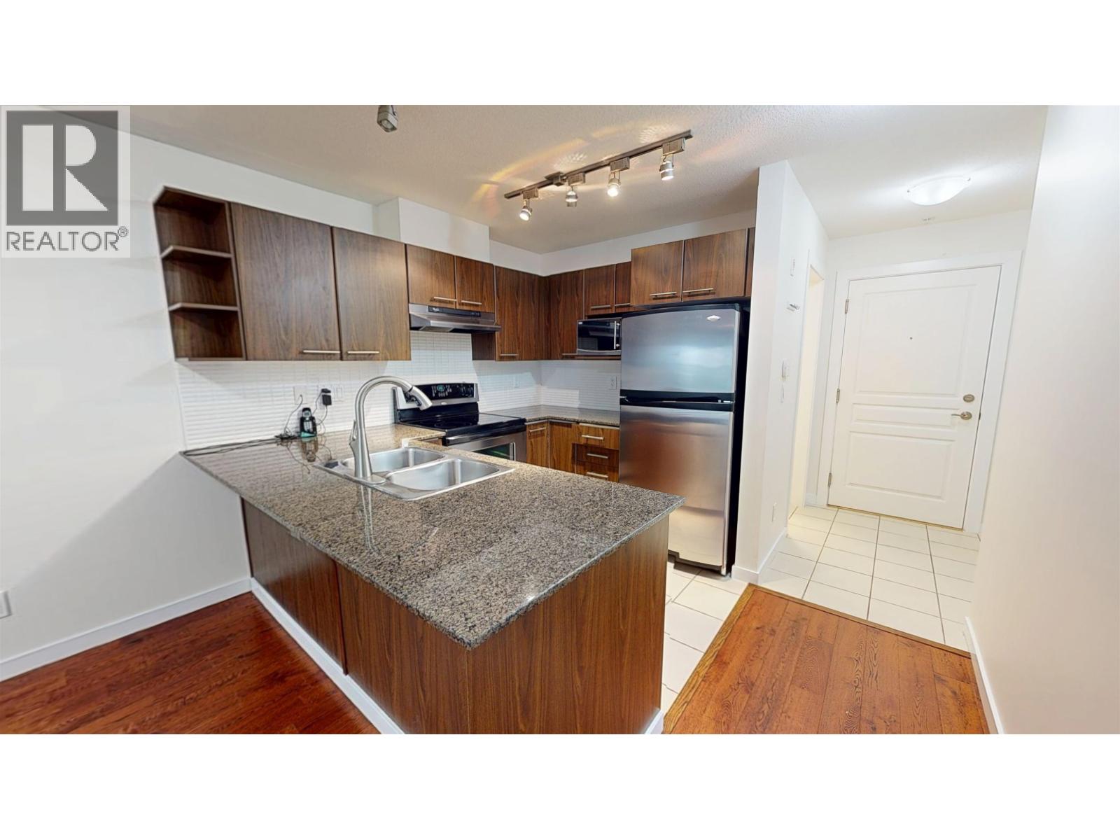2 Bed, 2 Bath Apartment for Sale in Burnaby – 106 4788 BRENTWOOD DRIVE, Burnaby – MLS# R3159224 - Image 6