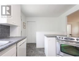 38 Gill Avenue, Onaping, ON P0M2R0 Photo 16