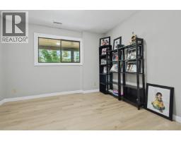 13025 238 Street, Maple Ridge, BC V4R2S4 Photo 32