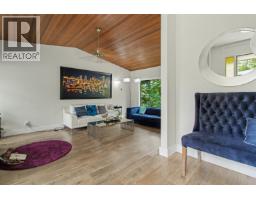 13025 238 Street, Maple Ridge, BC V4R2S4 Photo 9