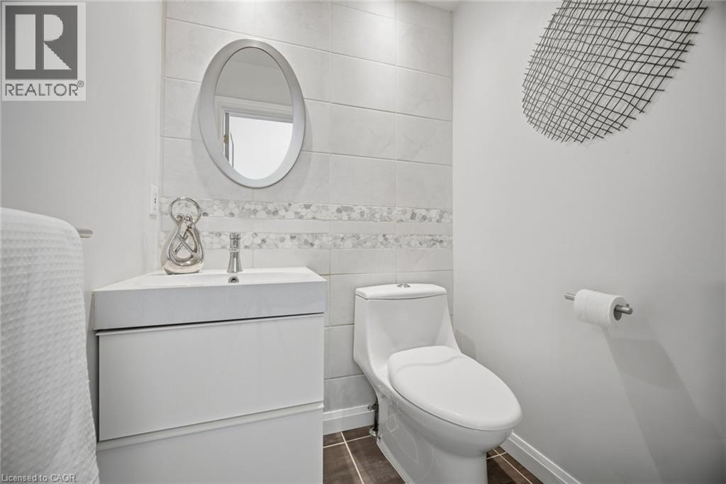 3064 W LAKESHORE Road W - 16