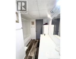 233 King George, Miramichi, NB E1V1K8 Photo 11