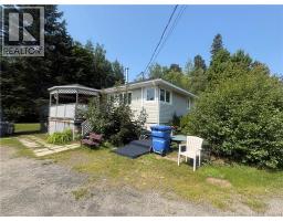 233 King George, Miramichi, NB E1V1K8 Photo 12