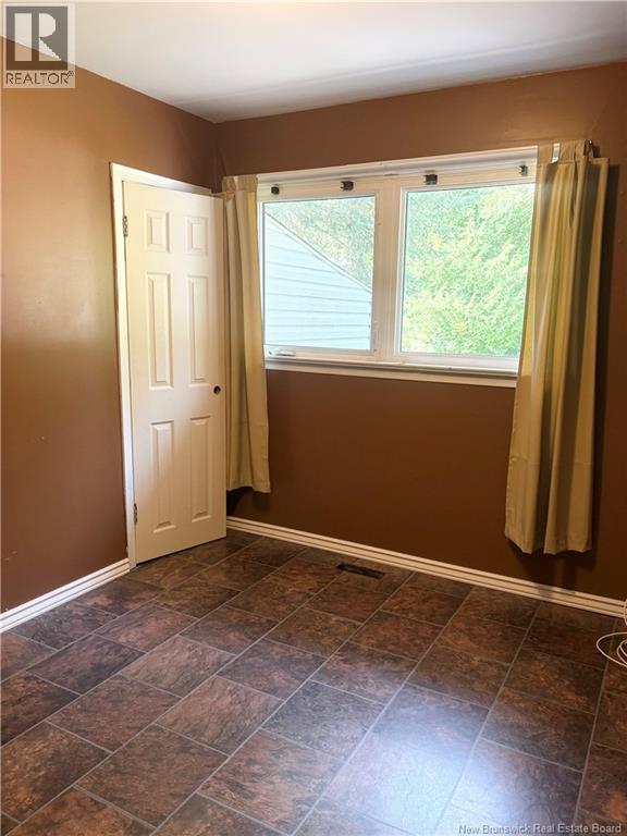 233 KING GEORGE - 7