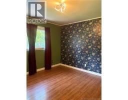 233 King George, Miramichi, NB E1V1K8 Photo 8