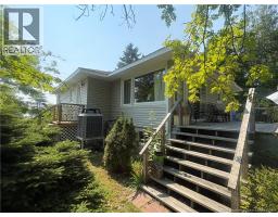 233 King George, Miramichi, NB E1V1K8 Photo 16
