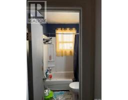 Bedroom - 1627 22nd Street W, Saskatoon, SK S7R0J9 Photo 19