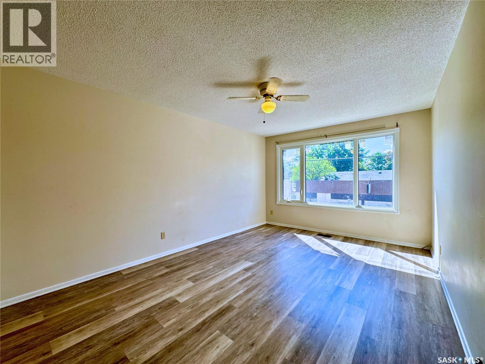 212 33rd STREET W, Saskatoon — photo 34