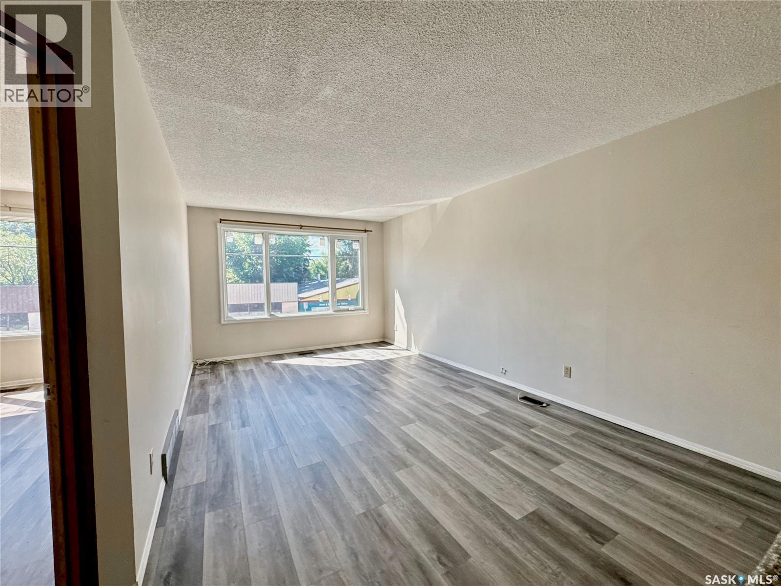 212 33rd STREET W, Saskatoon — photo 36