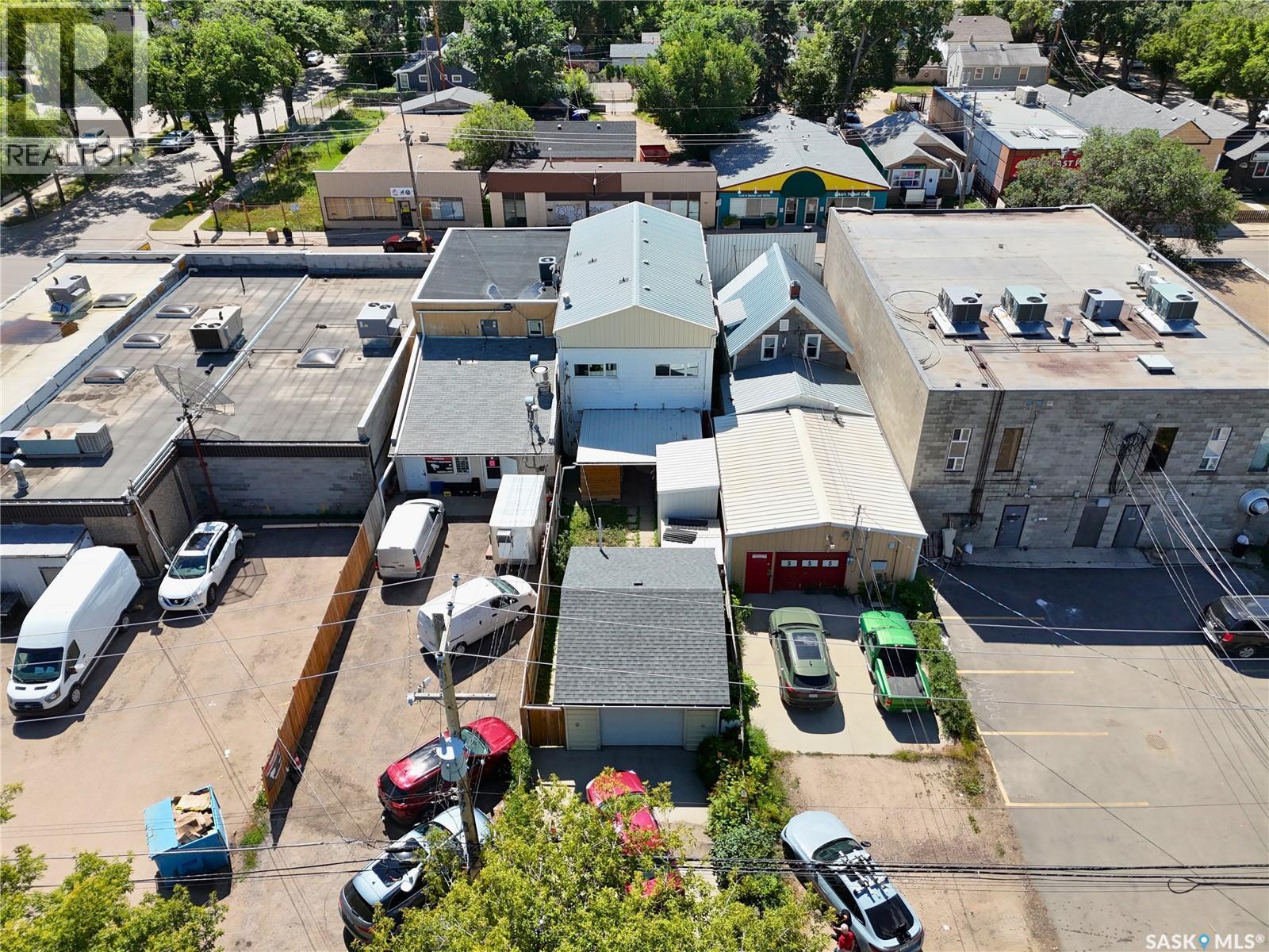 212 33rd STREET W, Saskatoon, Saskatchewan, S7L0V1, Saskatoon, Saskatchewan — photo 5 of 5