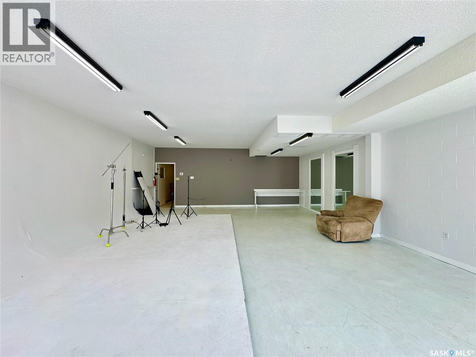 212 33rd STREET W, Saskatoon — photo 9
