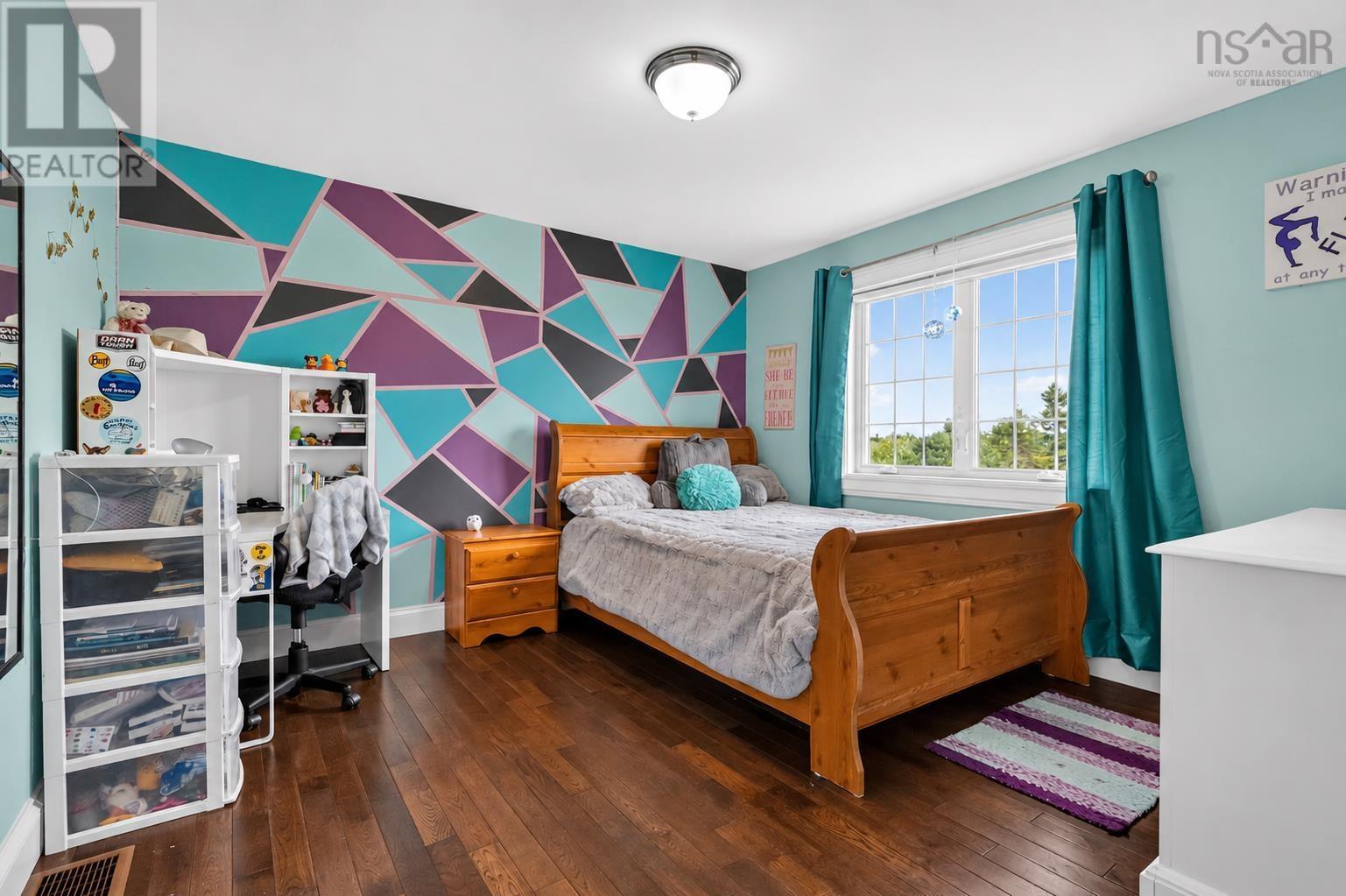 Property 20 of 51 of 43 Juniper Way
