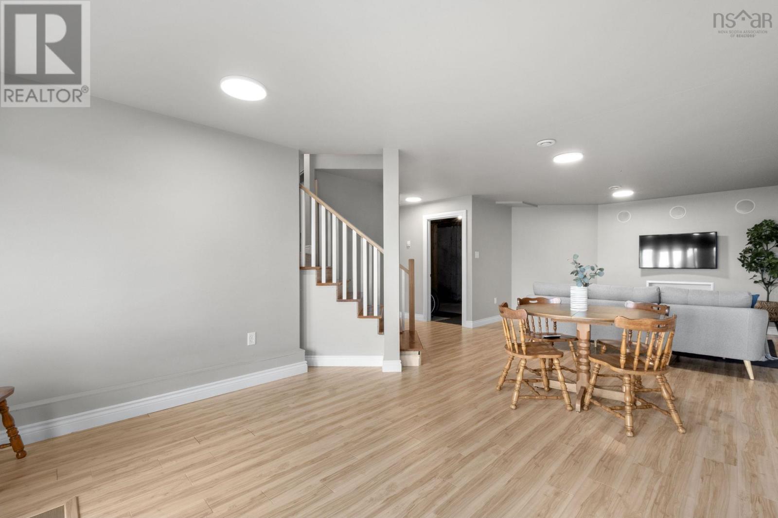 Property 36 of 50 of 4 Emerald Drive