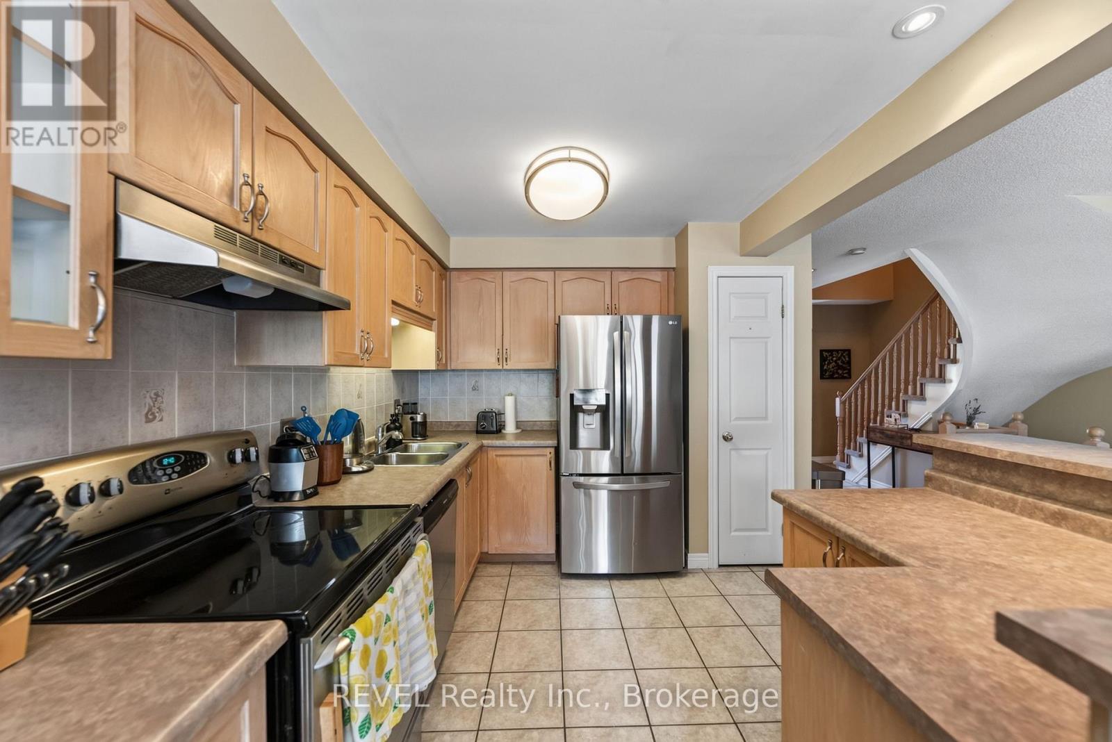 11 ELDERBERRY AVENUE - 14