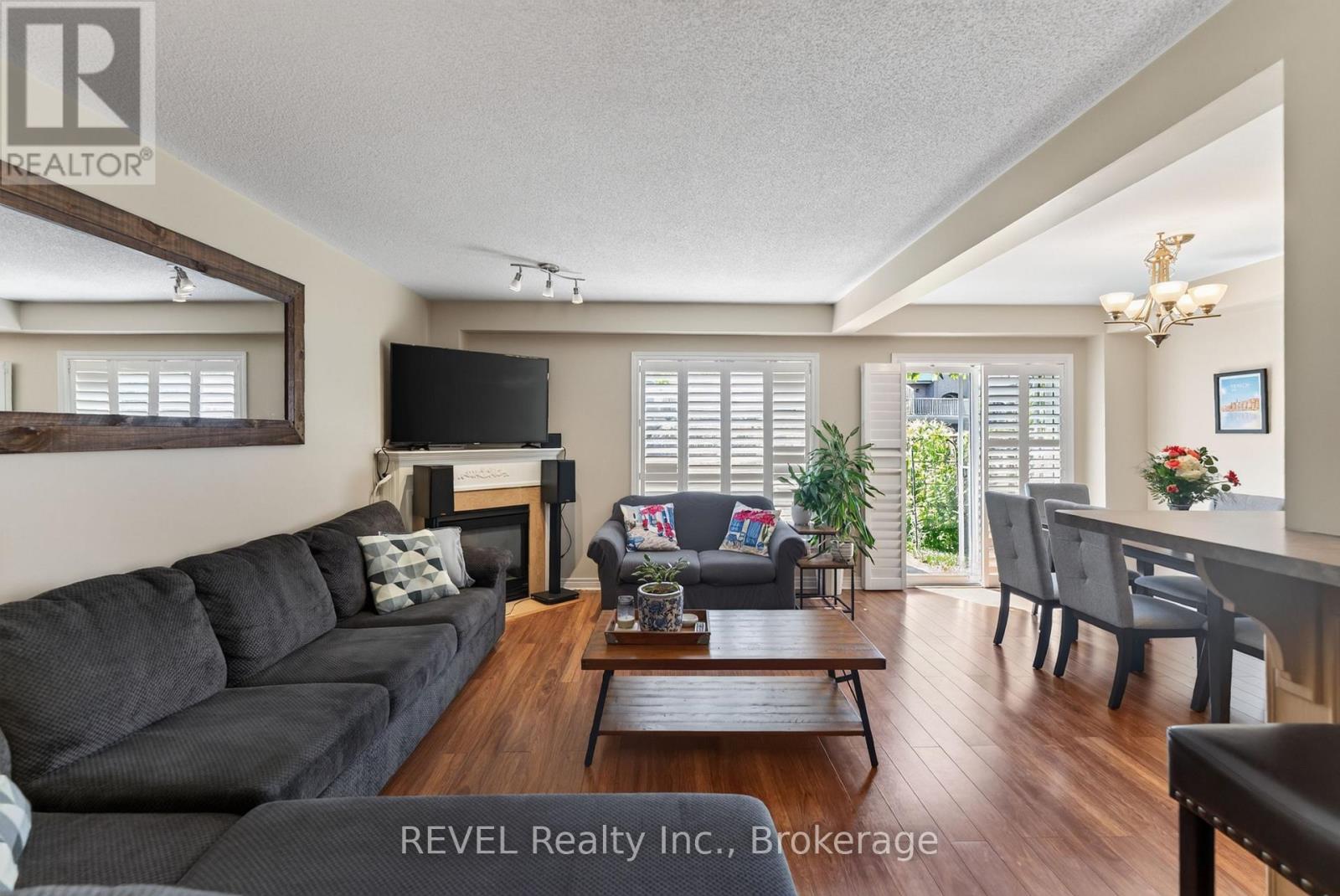11 ELDERBERRY AVENUE - 20