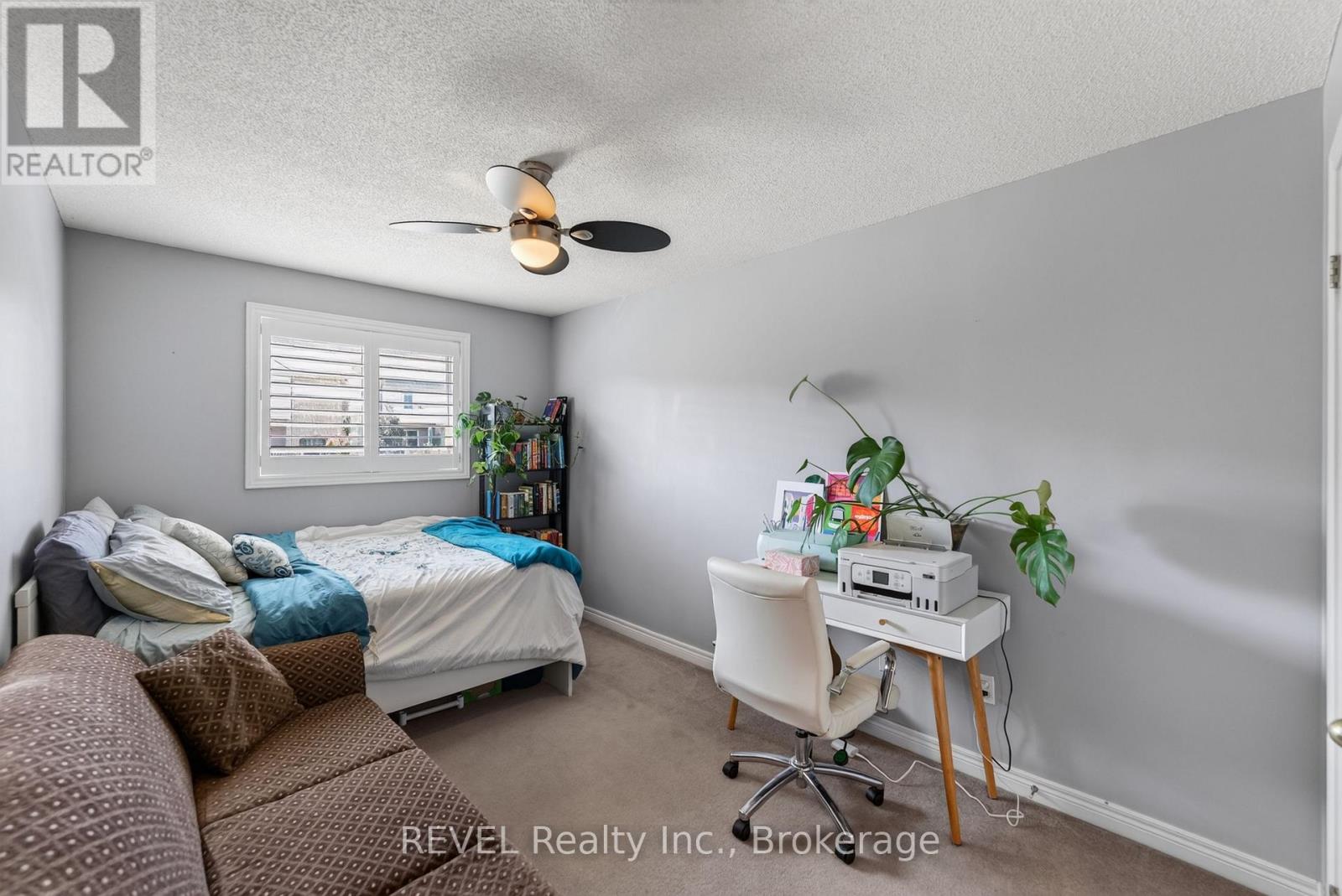 11 ELDERBERRY AVENUE - 24