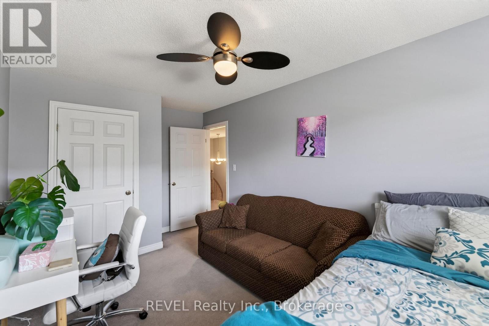 11 ELDERBERRY AVENUE - Image 25
