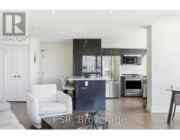 702 - 270 Queens Quay W, Toronto, ON M5J2N4 Photo 12