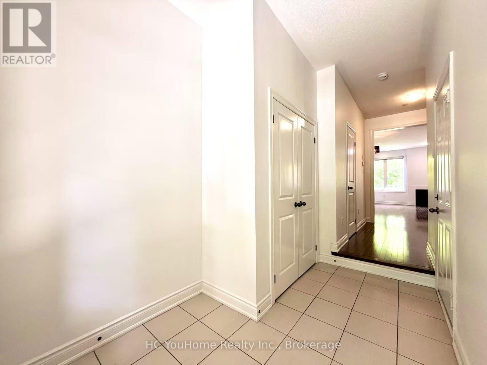 #122 1331 MAJOR MACKENZIE DRIVE W - 4