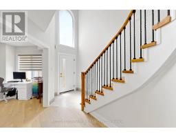 Bedroom 2 - 50 Springer Drive, Richmond Hill, ON L4C0G1 Photo 6