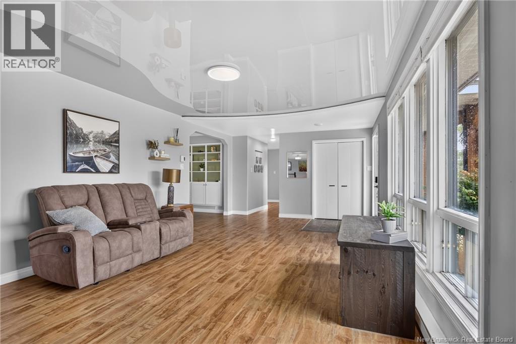 10 Sommerset Lane - 12