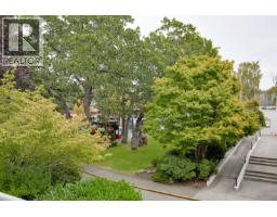 Kitchen - 203 1477 Yale St, Oak Bay, BC V8S4R3 Photo 8