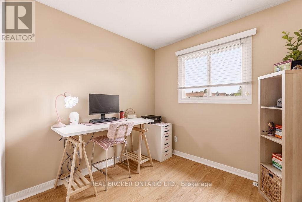 119 TEAL CRESCENT - Image 22