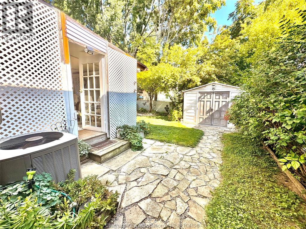 60 COPPERFIELD CRESCENT - 23