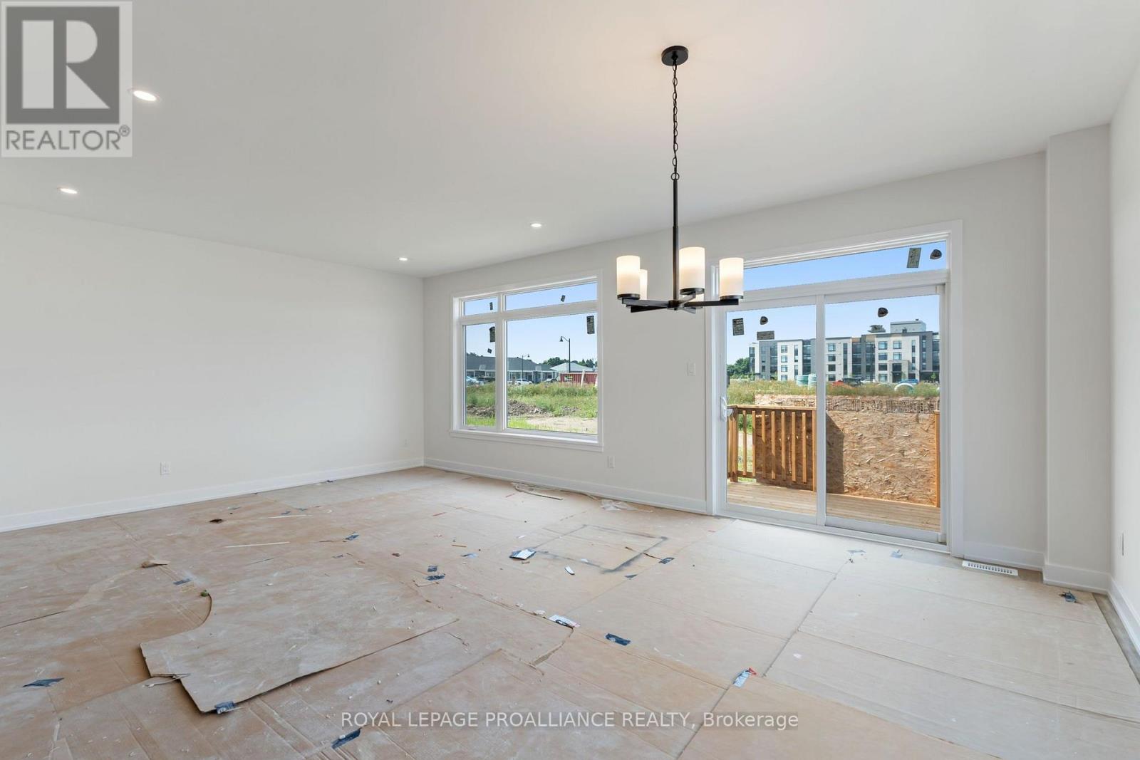 1028 MOORE STREET - Image 16