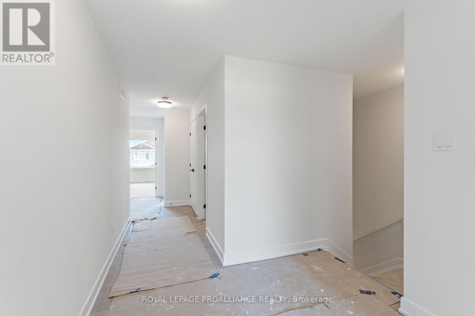 1028 MOORE STREET - Image 29