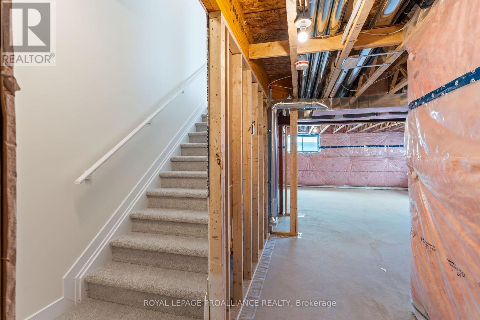 1028 MOORE STREET - Image 36