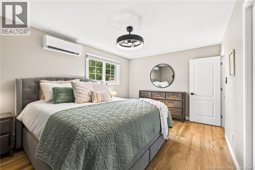 69 Montclair Street - Image 24