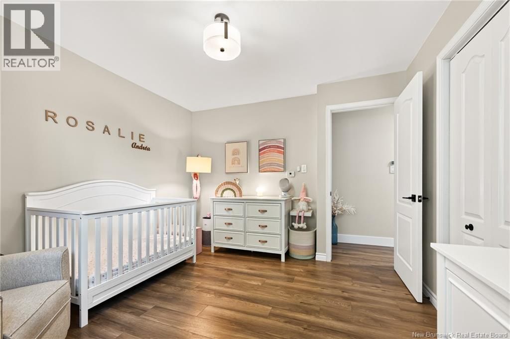 69 Montclair Street - Image 27