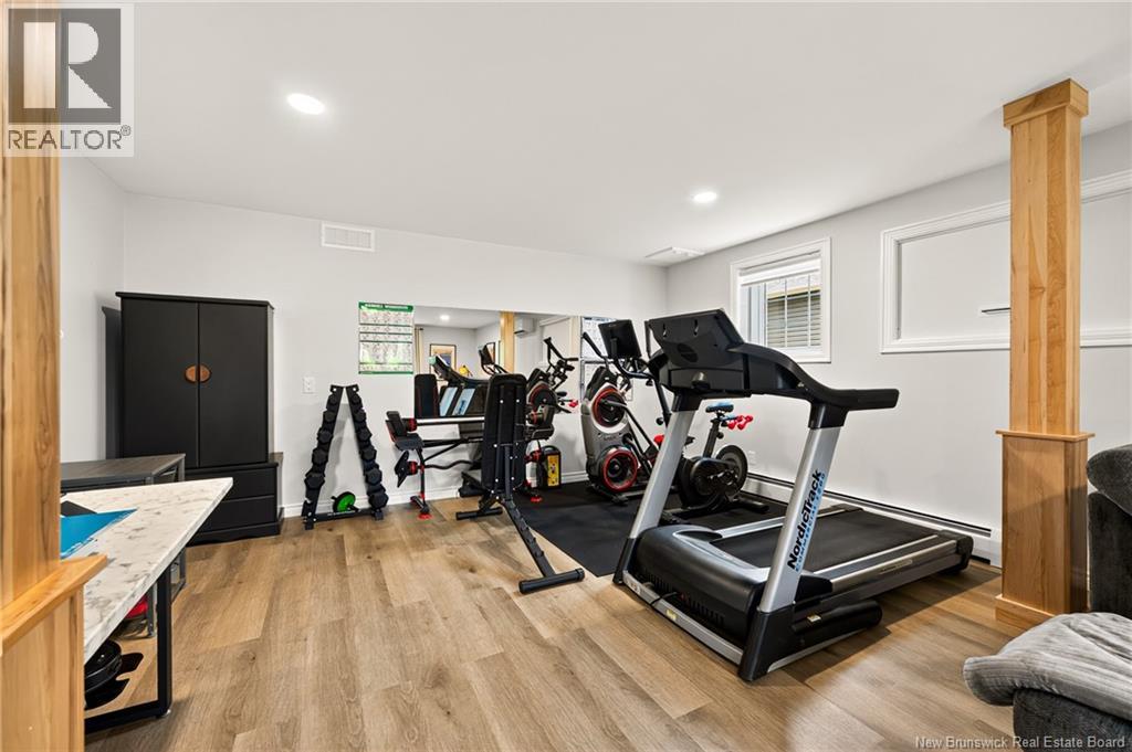 69 Montclair Street - Image 39