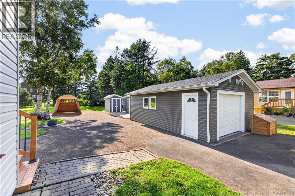 69 Montclair Street - Image 46