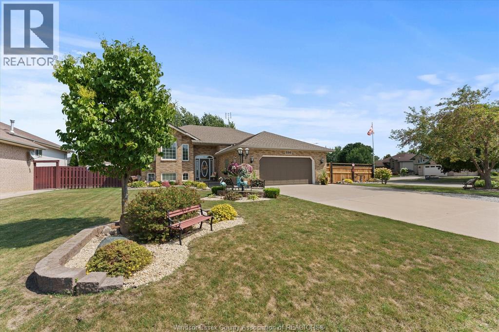256 ASHWOOD - 3